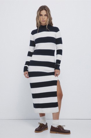 Pletena midi haljina s prugastim uzorkom