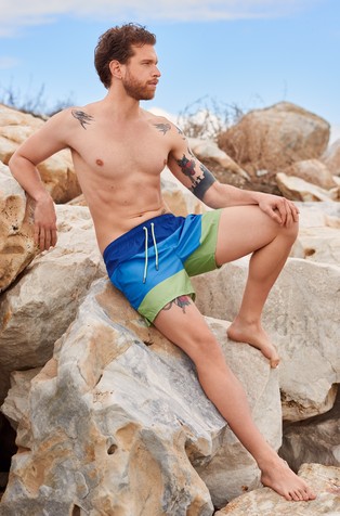 Kupaće hlače s raznobojnim blokovima