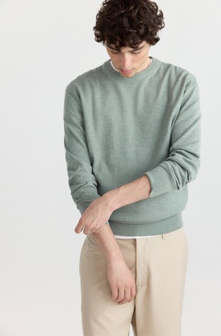 Basic round neck jumper