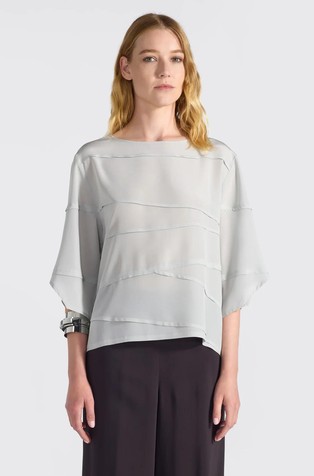 Labava svilena bluza