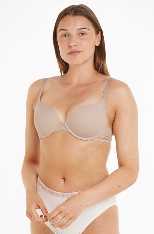 Oblikovan grudnjak s čipkastim obrubima