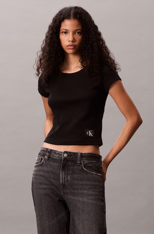 Slim fit rebrasta bombažna majica