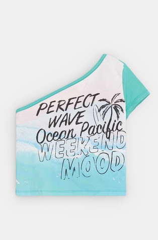 Majica s otkrivenim ramenom