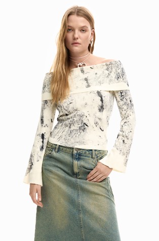 Pleten pulover od mješavine viskoze s otkrivenim ramenima