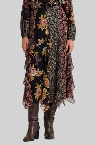 Cvjetna suknja od žoržet tkanine s volanima