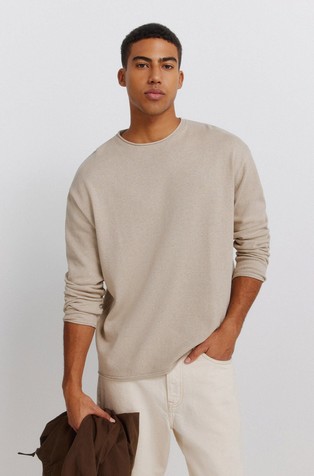 Relaxed fit jumper
