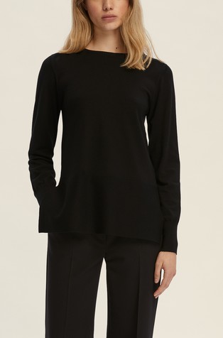 Knit sweater in viscose-blend