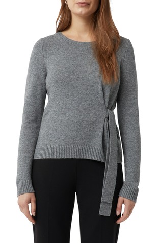 Pleten pulover s detaljem vezanja