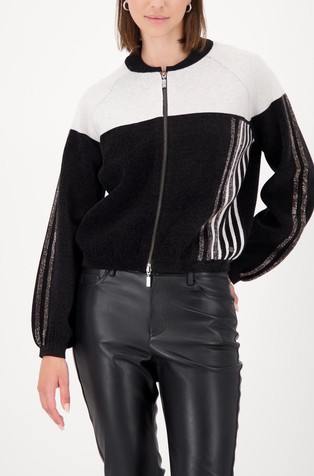 Kardigan s ukrasnim kamenčićima