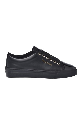 Leather sneakers with patent insert