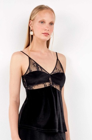 Velvet top with lace details
