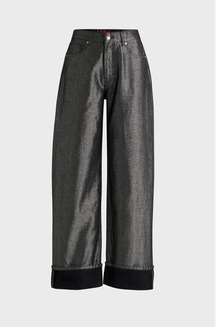 Jeans hlače od metalno sjajnog denima s visokim strukom