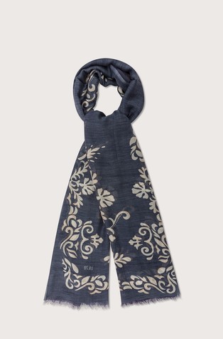 Šal od modala i svile s uzorkom