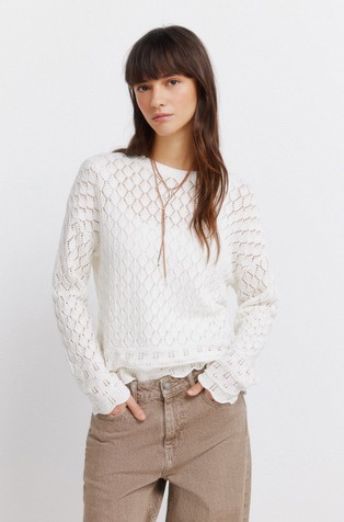 Pleten pulover s rupičastim uzorkom