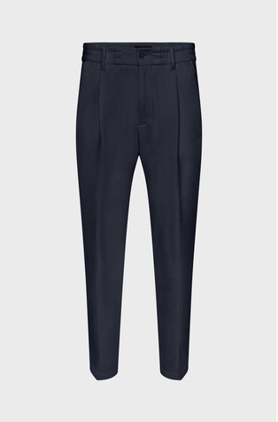 Pleated trousers in viscose blend