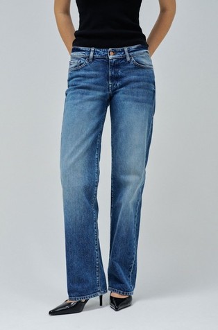 Jeans hlače s niskim strukom i ravnim nogavicama