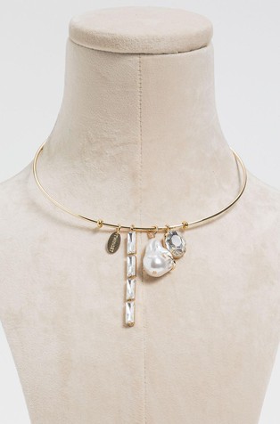 Rigid necklace with pendants