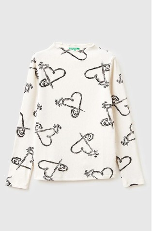 Majica s povišenim ovratnikom i uzorkom