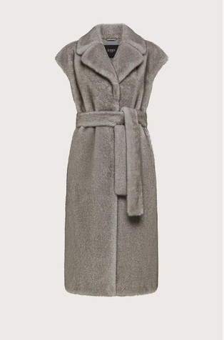 Dugi prsluk od umjetnog krzna s trakom za vezanje