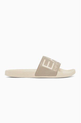 Unisex slides with oversized logo