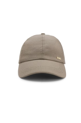 Ribbed corduroy cap