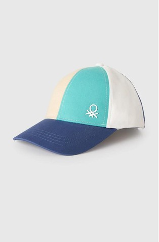 Kapa sa šiltom i raznobojnim blokovima