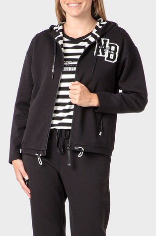 Jakna s kapuljačom i prugastom podstavom