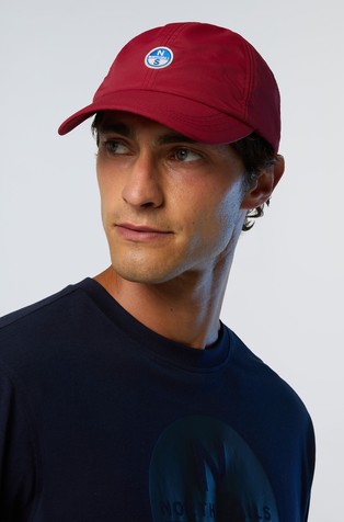 Kapa sa šiltom od reciklirane tkanine