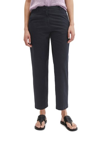 Tapered fit chino hlače od rastezljivog pamučnog platna