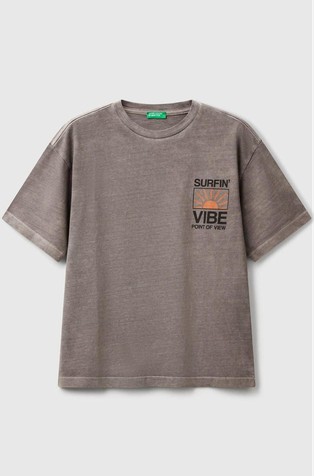 Majica s otiskom sprijeda i straga