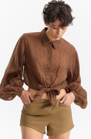 Prozirna košulja s leopard uzorkom