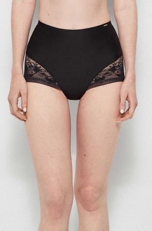 Gaćice s visokim strukom i učinkom oblikovanja