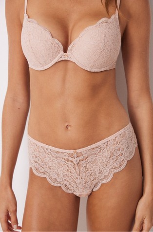 Wide side lace panties