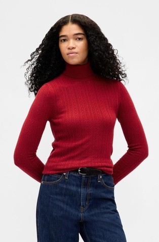 Ženska pletena dolčevita