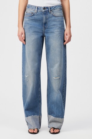 Distressed jeans in pure cotton