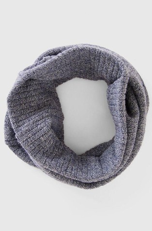 Rebrast šal od mješavine s viskozom