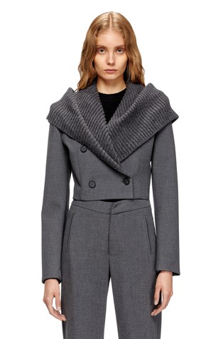 Cropped sako s pletenom kapuljačom