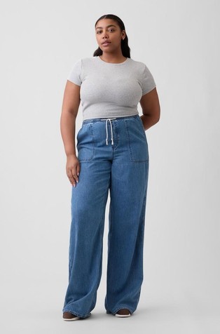 Mid Rise Pull-On SuperLight Wide-Leg Jeans