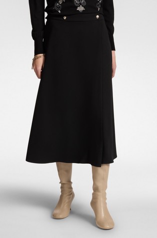 Suknja na preklop s metalnim gumbima