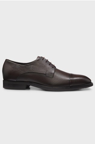 Derby shoes in grained leather