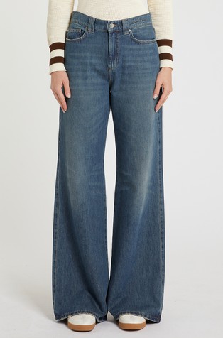 High-waisted wide-leg jeans