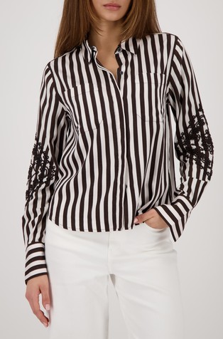 Striped shirt with embroidery