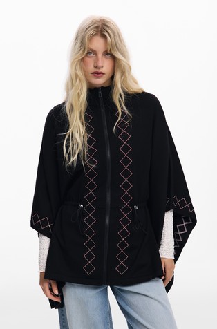 Pončo s cik-cak motivima