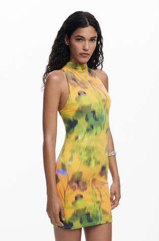 Kratka haljina sa zamagljenim uzorkom