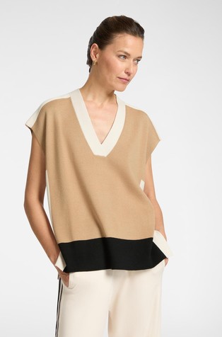 Pleten prsluk raznobojnih blokova od mješavine viskoze i vune