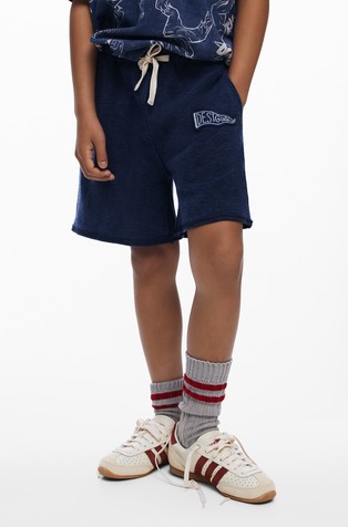 Kratke hlače s izvezenim logotipom