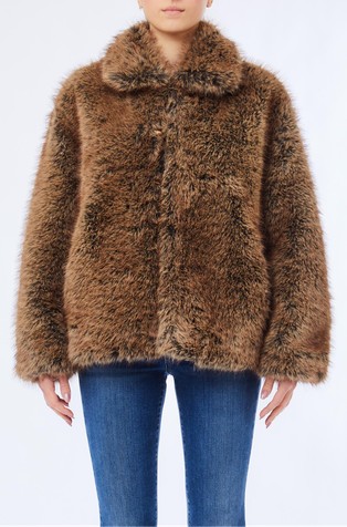 Jakna od umjetnog krzna