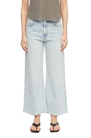 7/8 jeans hlače s visokim strukom i svijetlo ispranim izgledom