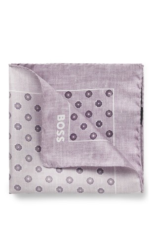 Silk pocket square with print