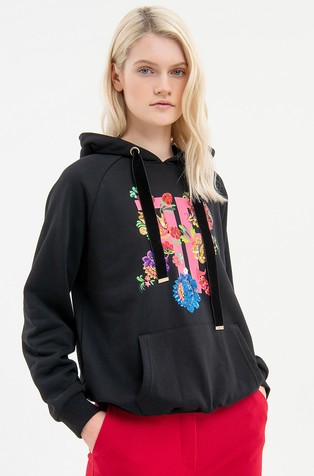 Oversized pulover s kapuljačom